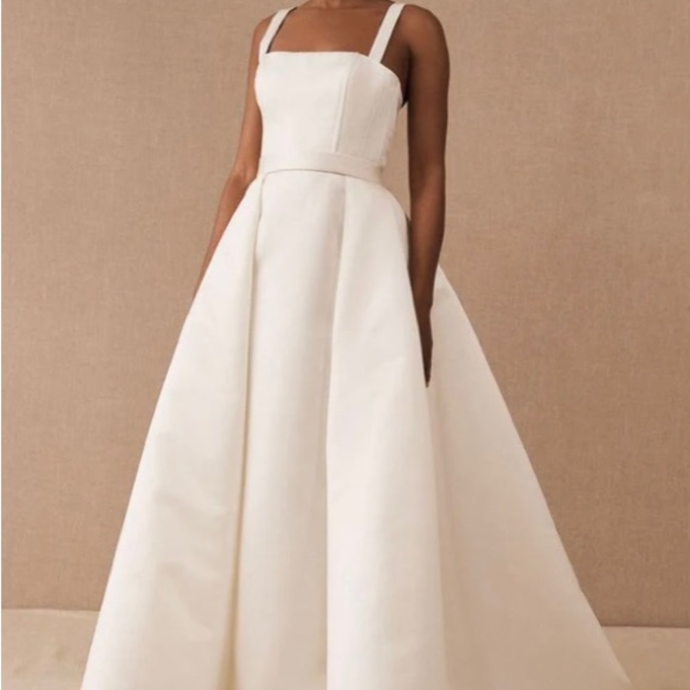 NWT BHLDN Amsale Olympia Wedding Gown (never altered) sheath w/ a-line overskirt